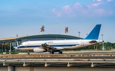 常德空运武汉机场